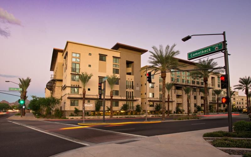 Biltmore at Camelback Phoenix, AZ Apartment Finder