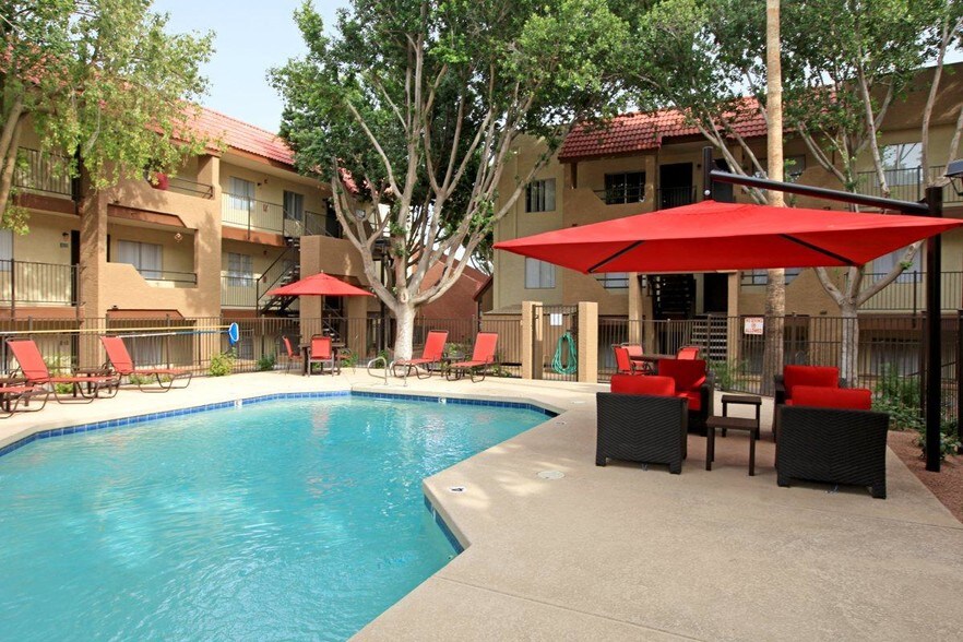 Urban Walk Phoenix, AZ Apartment Finder
