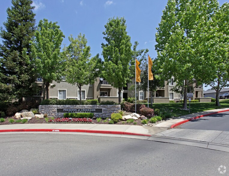 The Preserve at Creekside Apartments Roseville, CA Apartment Finder