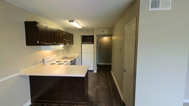 Kitchen Cabinets Jackson Tn the oaks at jackson - jackson, tn | apartment finder Kitchen Cabinets Jackson Tn the oaks at jackson - jackson, tn | apartment finder