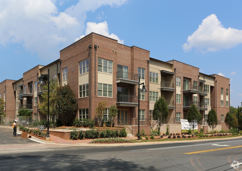 Roswell City Walk Roswell, GA Apartment Finder