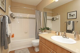 Bathroom Fixtures Roseville Ca rosemeade - roseville, ca | apartment finder Bathroom Fixtures Roseville Ca rosemeade - roseville, ca | apartment finder