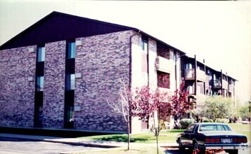 Deep Lake Apartments Lake Villa Illinois Deep Lake Apartments Lake Villa Illinois