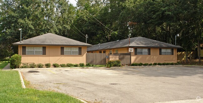 Woodcrest Apartments Quincy, FL Apartment Finder Woodcrest Apartments Quincy, FL Apartment Finder