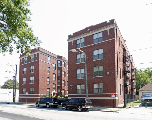 Apartment Building Hall colonial hall apartments - norfolk, va | apartment finder Apartment Building Hall colonial hall apartments - norfolk, va | apartment finder