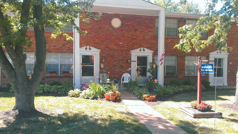 Meadowbrook Apartments and Townhomes Saint Louis, MO Apartment Finder