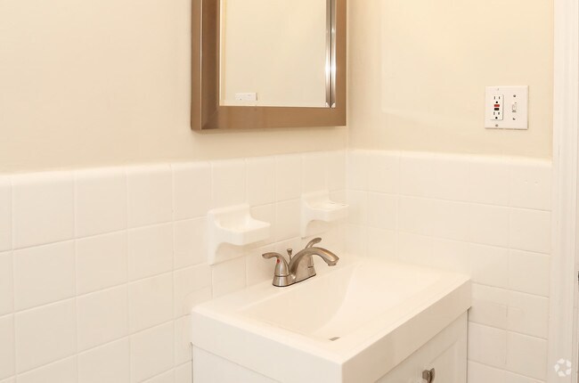 Shower over tile wall tiling