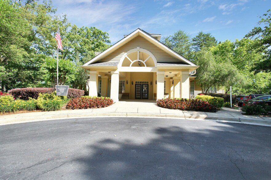 550 Abernathy Atlanta, GA Apartment Finder