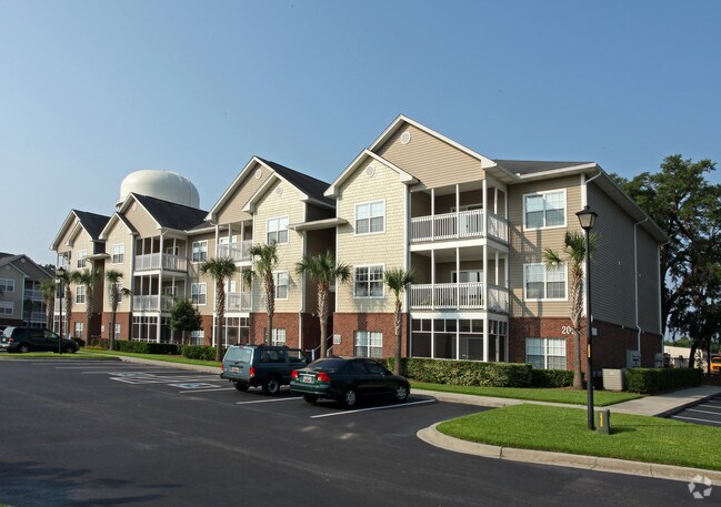 Epson Oaks Churchill Apartments Epson Oaks Churchill Apartments