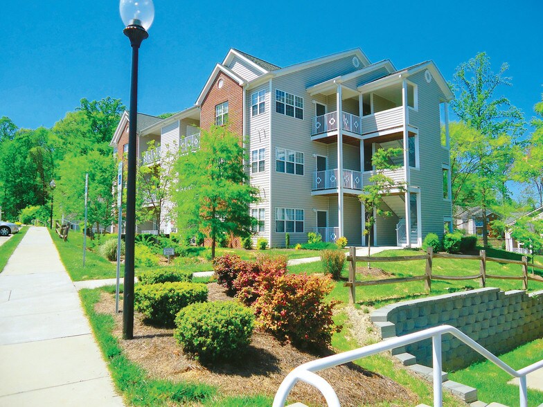 Chamberlain Place Apartments WinstonSalem, NC Apartment Finder