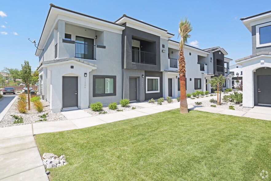 SW Las Vegas, NV Apartment Finder