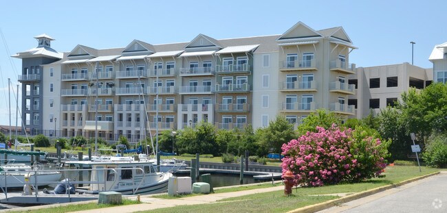 East Beach Marina Apartments - Norfolk, VA | Apartment Finder
