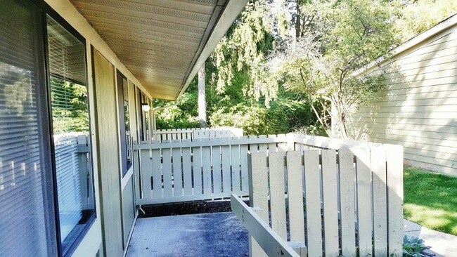 Olivewood Apartments Indianapolis In Apartment Finder Building Photo Olivewood Apartments