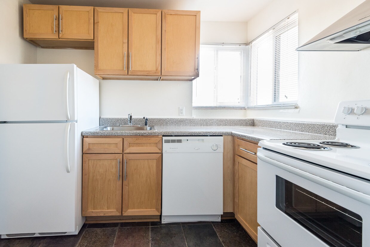Uncategorized Kitchen Appliances Richmond Va museum district rowhouse in richmond virginia real estate riverside apartments va apartment finder kitchen appliances