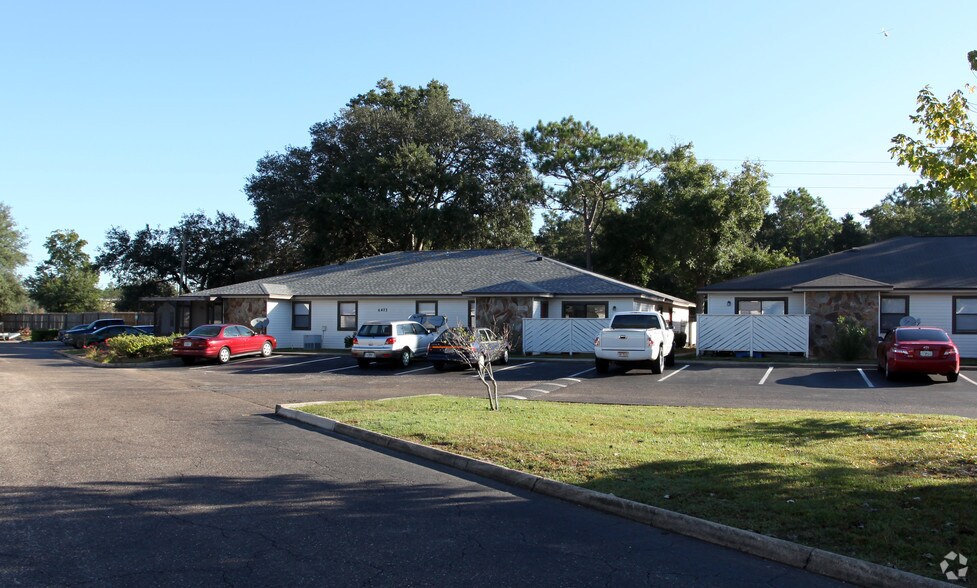 The Ashborough Luxury Garden Apartments Milton, FL Apartment Finder