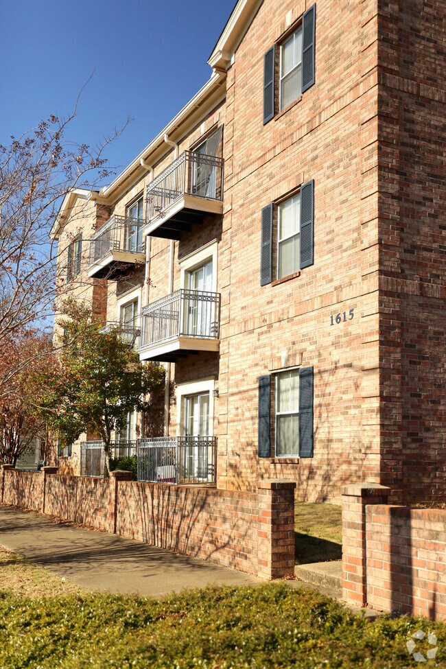 Country Club Place Montgomery, AL Apartment Finder