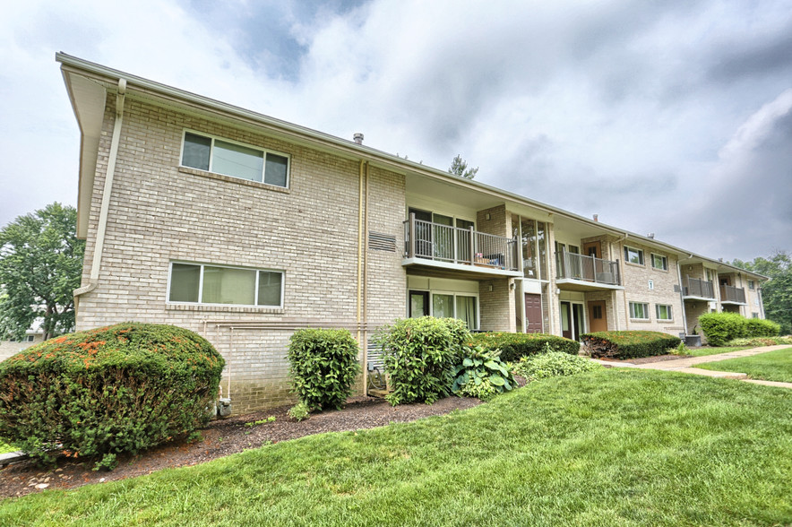 long-meadows-apartments-camp-hill-pa-apartment-finder