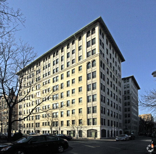 Britton Budd Apartments Chicago, IL Apartment Finder Britton Budd Apartments Chicago, IL Apartment Finder