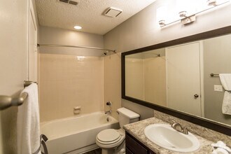 Bathroom Fixtures Nashville Tn arbors of brentwood - nashville, tn | apartment finder Bathroom Fixtures Nashville Tn arbors of brentwood - nashville, tn | apartment finder