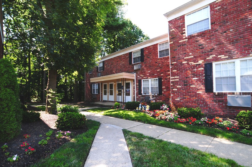 Maple Terrace Apartments - Maple Shade, NJ | Apartment Finder