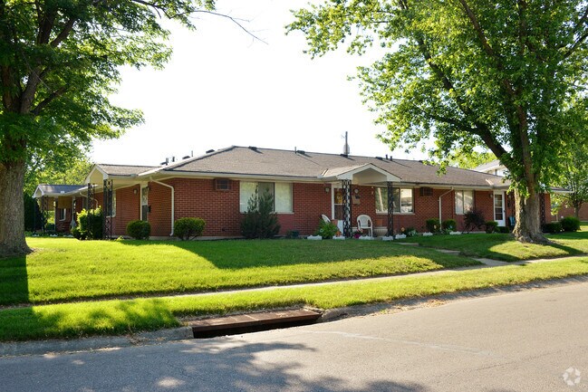 Broadmoor Apartments Dayton, OH Apartment Finder Broadmoor Apartments Dayton, OH Apartment Finder