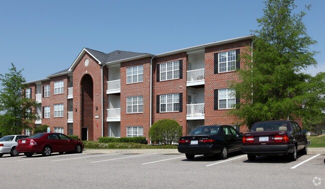 Wynslow Park Apartments Wynslow Park Apartments