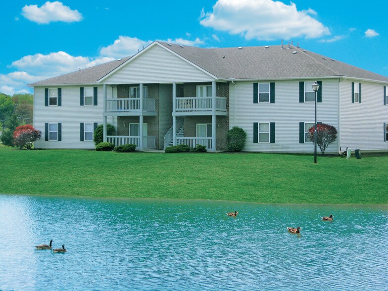 Strattford Lakes Apartments Canal Winchester, OH Apartment Finder