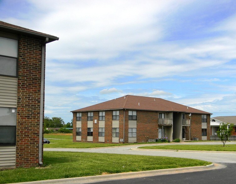 Nixa Place Apartments Nixa, MO Apartment Finder