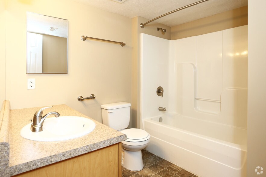 Bathroom Fixtures Omaha maple view apartments - omaha, ne | apartment finder Bathroom Fixtures Omaha maple view apartments - omaha, ne | apartment finder