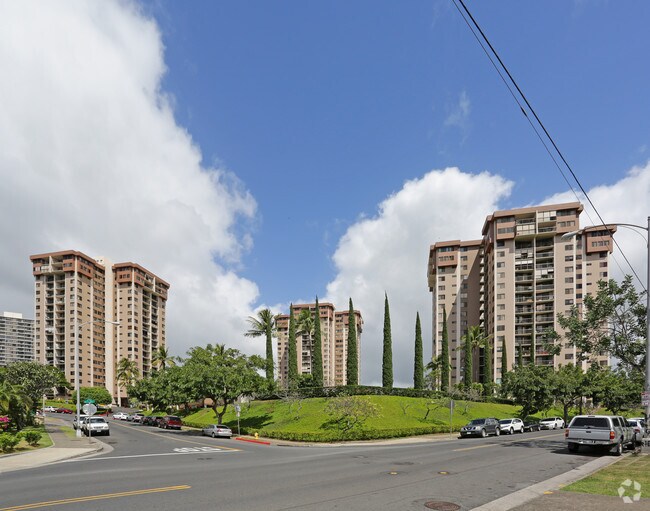 Park at Pearlridge Aiea, HI Apartment Finder