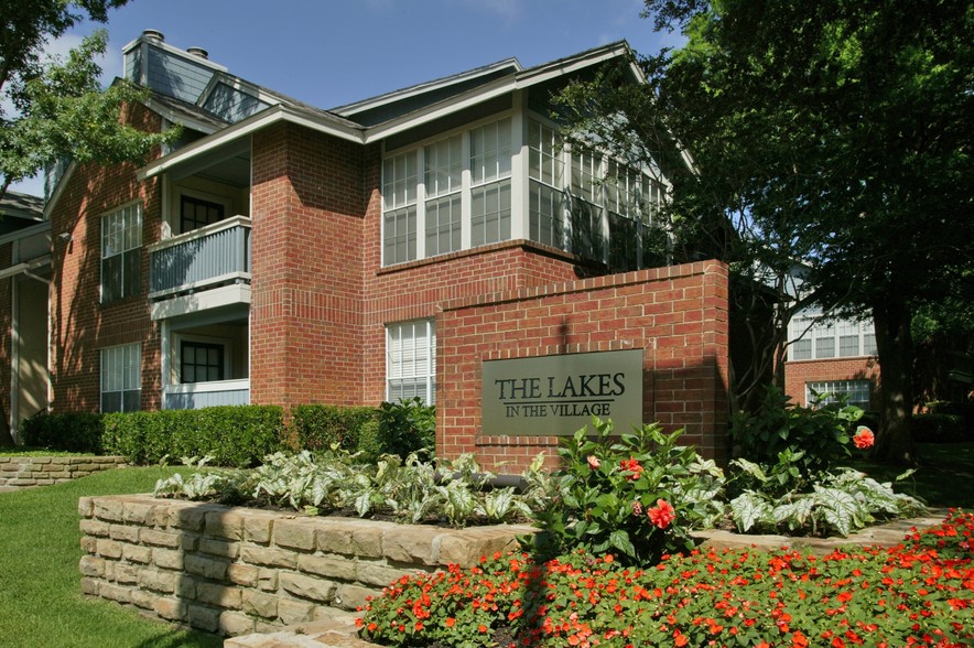 The Village Lakes Apartments Dallas