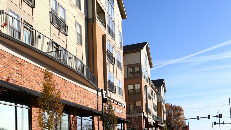 Kings Landing Creve Coeur, MO Apartment Finder