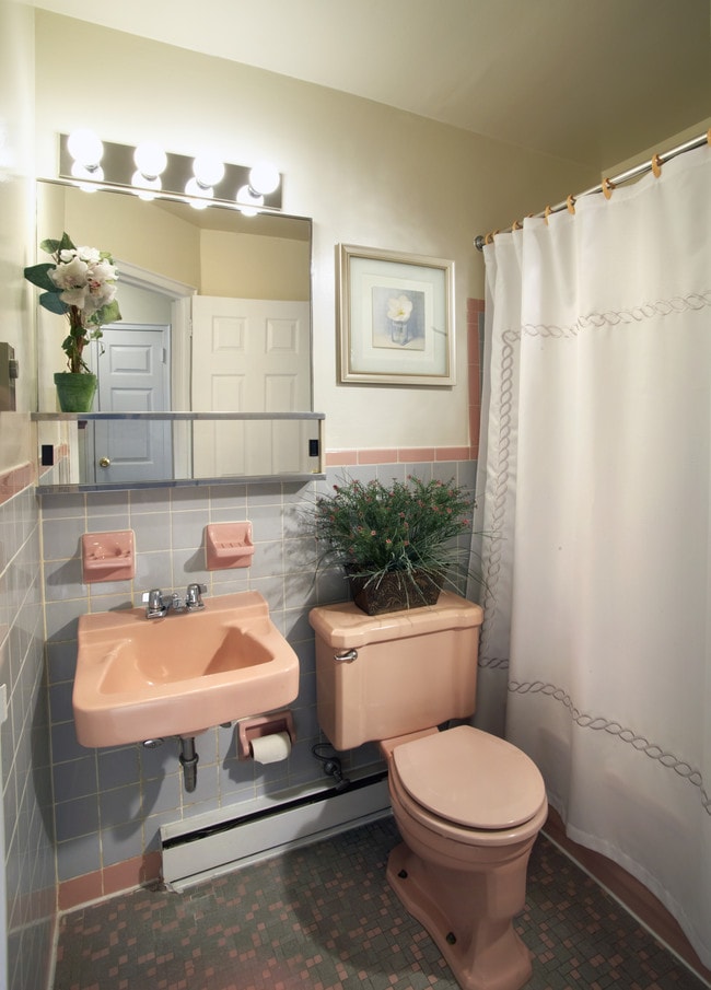 Norris Hills Apartments Norristown, PA Apartment Finder