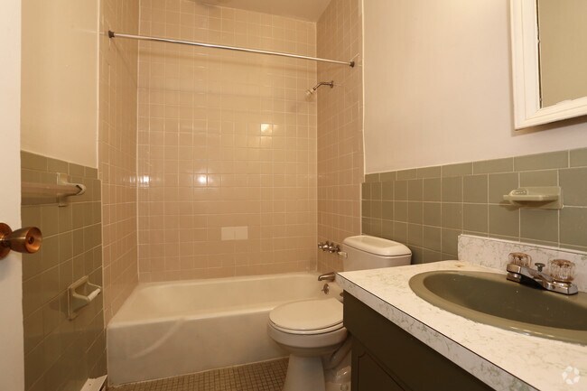 Bathroom Fixtures Hartford Ct westwood apartments - west hartford, ct | apartment finder Bathroom Fixtures Hartford Ct westwood apartments - west hartford, ct | apartment finder