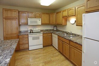Parkwest Gardens West Fargo Nd Apartment Finder Two Bedroom Kitchen Parkwest Gardens