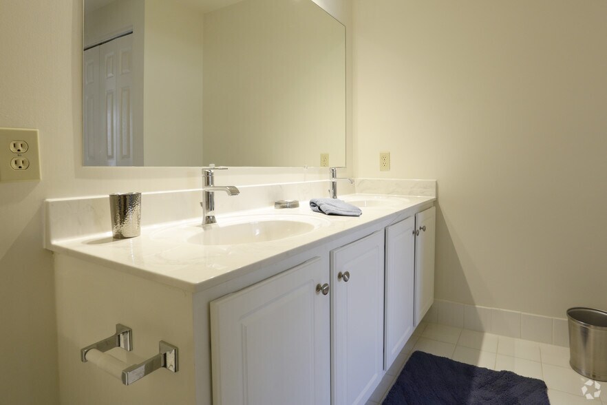 Bathroom Fixtures King Of Prussia Pa henderson square - king of prussia, pa | apartment finder Bathroom Fixtures King Of Prussia Pa henderson square - king of prussia, pa | apartment finder