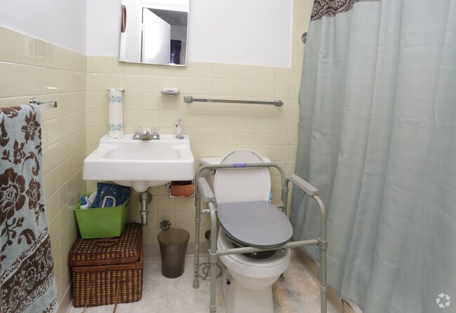 Studio Apartment Jacksonville Fl campus towers apartments - jacksonville, fl | apartment finder Studio Apartment Jacksonville Fl campus towers apartments - jacksonville, fl | apartment finder