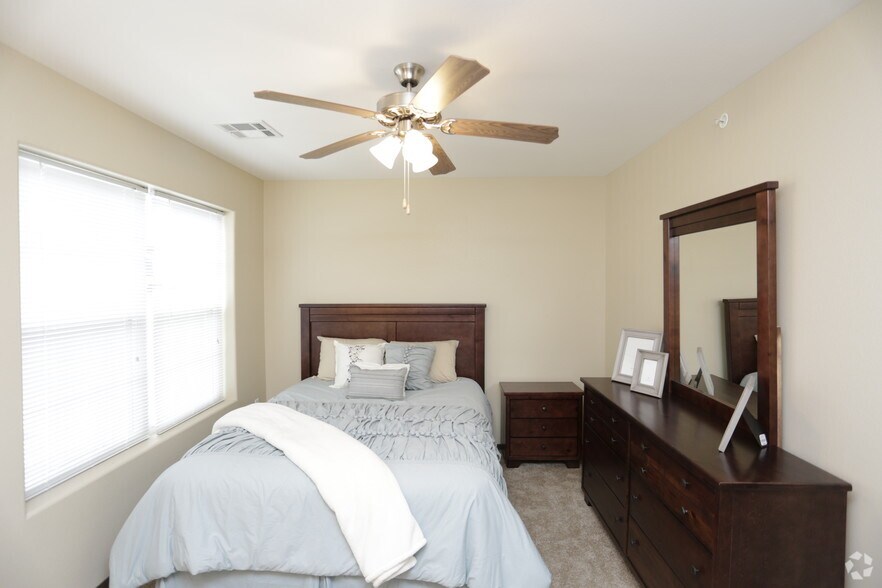 Bedroom Furniture Joplin Mo copper point landing - joplin, mo | apartment finder Bedroom Furniture Joplin Mo copper point landing - joplin, mo | apartment finder
