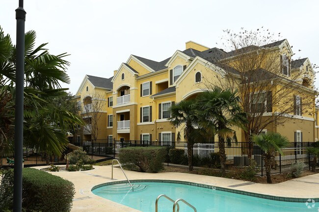 Woodway Square Apartments Woodway Square Apartments