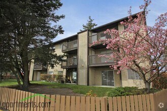 Spanish Hills Apartments Tacoma Wa Spanish Hills Apartments Tacoma Wa