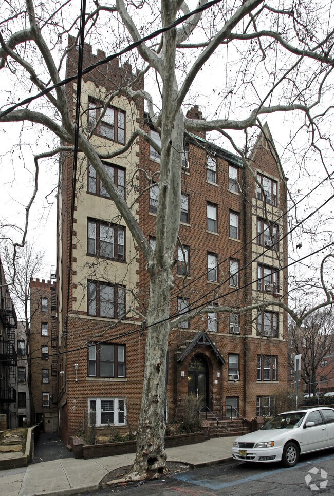 100 Glenwood Ave Jersey City, NJ Apartment Finder