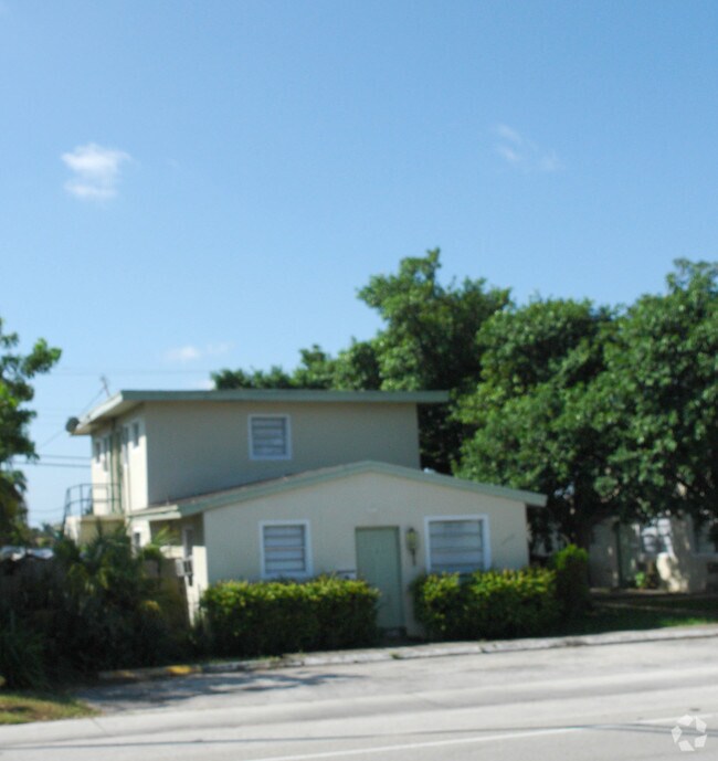 E Hallandale Beach Blvd E Hallandale Beach Blvd