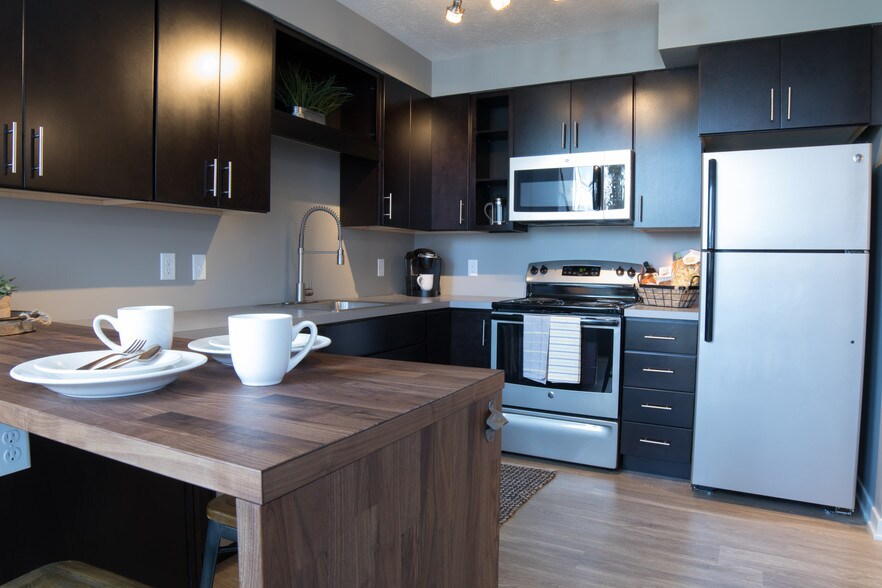 Benson Lights Apartments Omaha, NE Apartment Finder