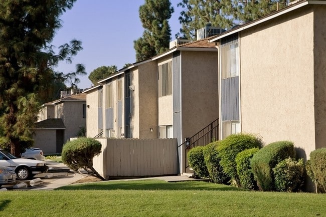 Westchester Place Apartments Bakersfield Ca Apartment Finder Building Photo Westchester Place Apartments