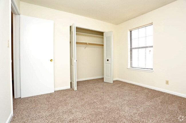 Plaza Square Apartments New Albany, IN Apartment Finder