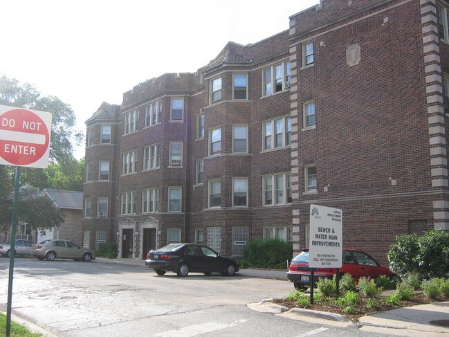 Harvard Apartments - Oak Park, IL | Apartment Finder