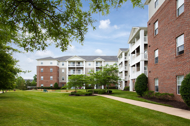 Manchester Lakes Senior Apartments 55+ - Alexandria, Va 