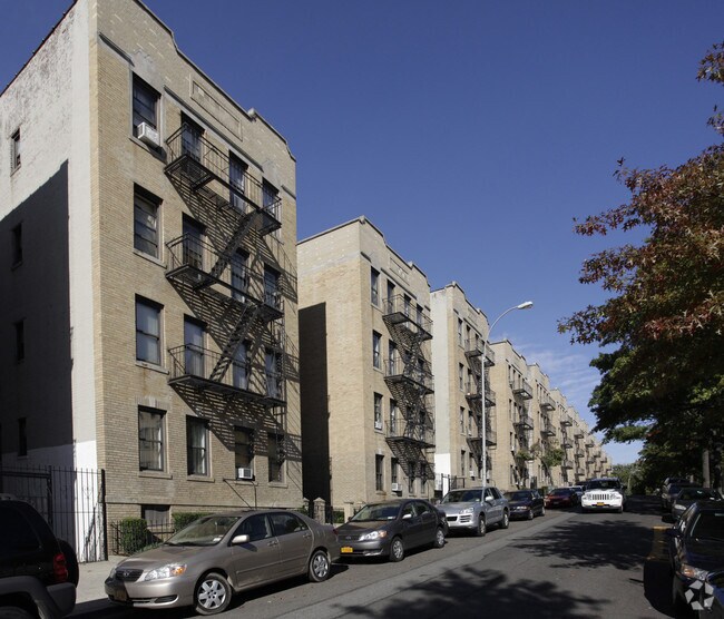 Crescent Street Apartments Astoria, NY Apartment Finder