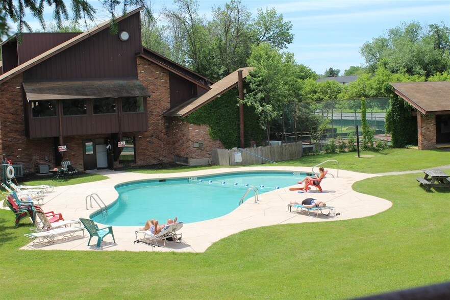 Williamstowne Senior Apartments - Cheektowaga, NY | Apartment Finder