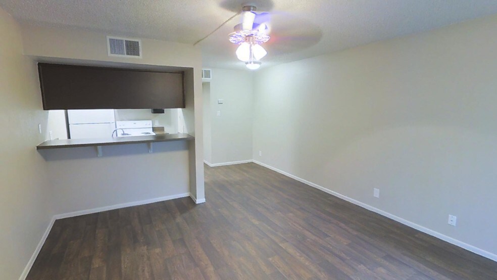 Village Green Apartments Mesa Az Apartment Finder